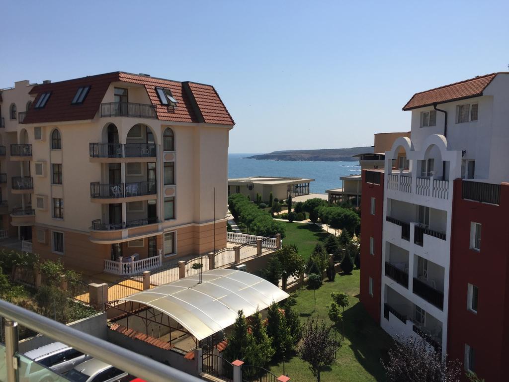 Sea Life Apartments Sinemorets Esterno foto