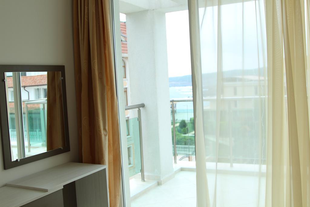 Sea Life Apartments Sinemorets Esterno foto