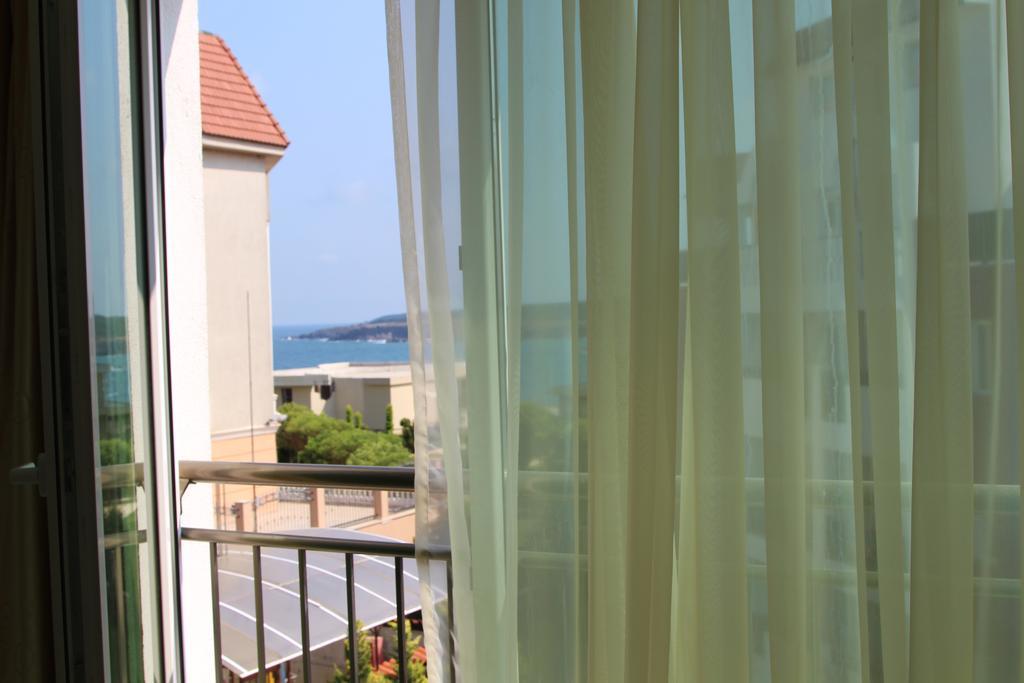 Sea Life Apartments Sinemorets Esterno foto