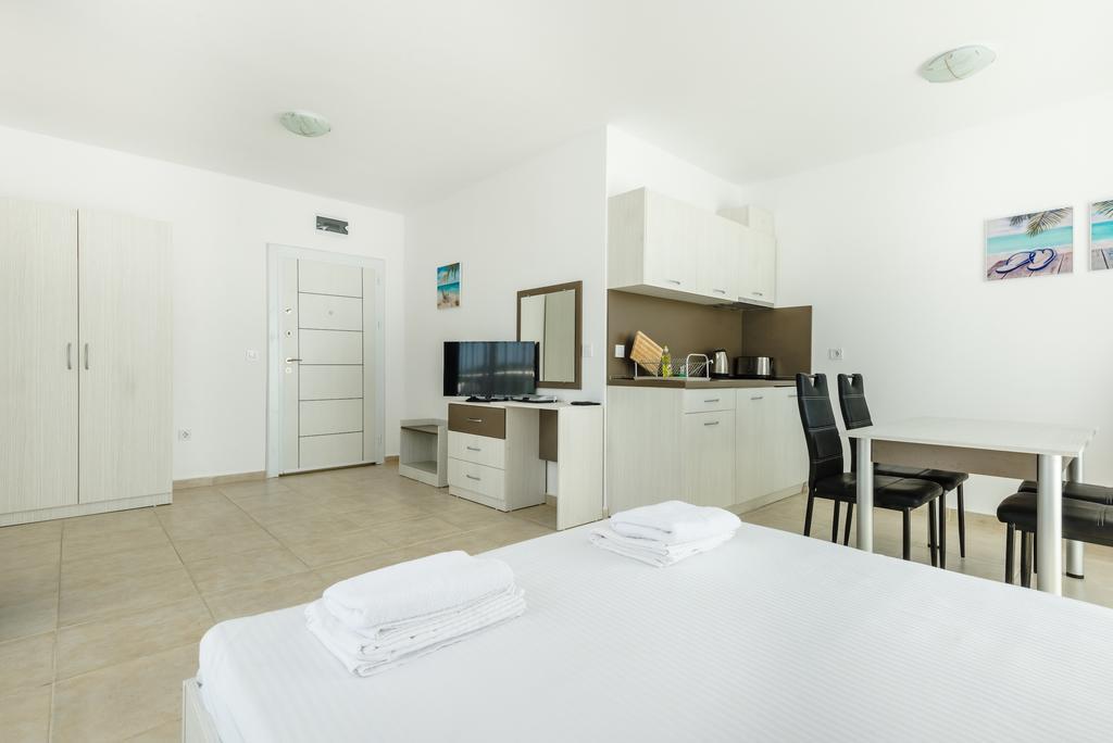 Sea Life Apartments Sinemorets Esterno foto