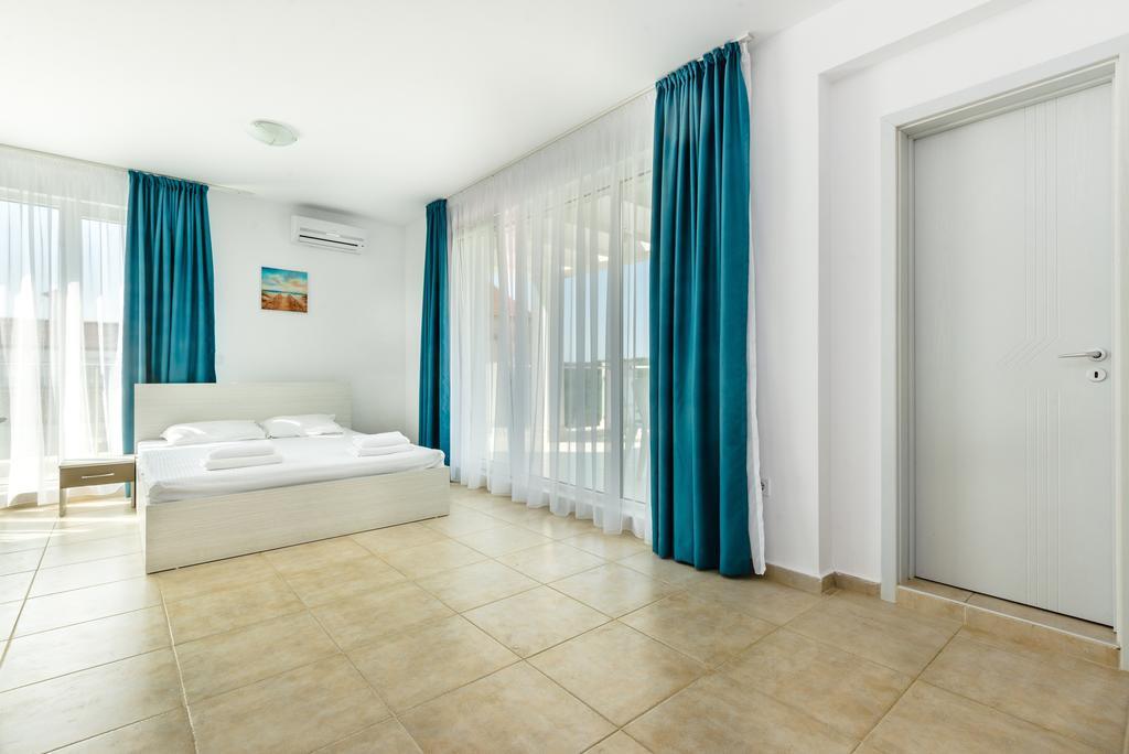 Sea Life Apartments Sinemorets Esterno foto