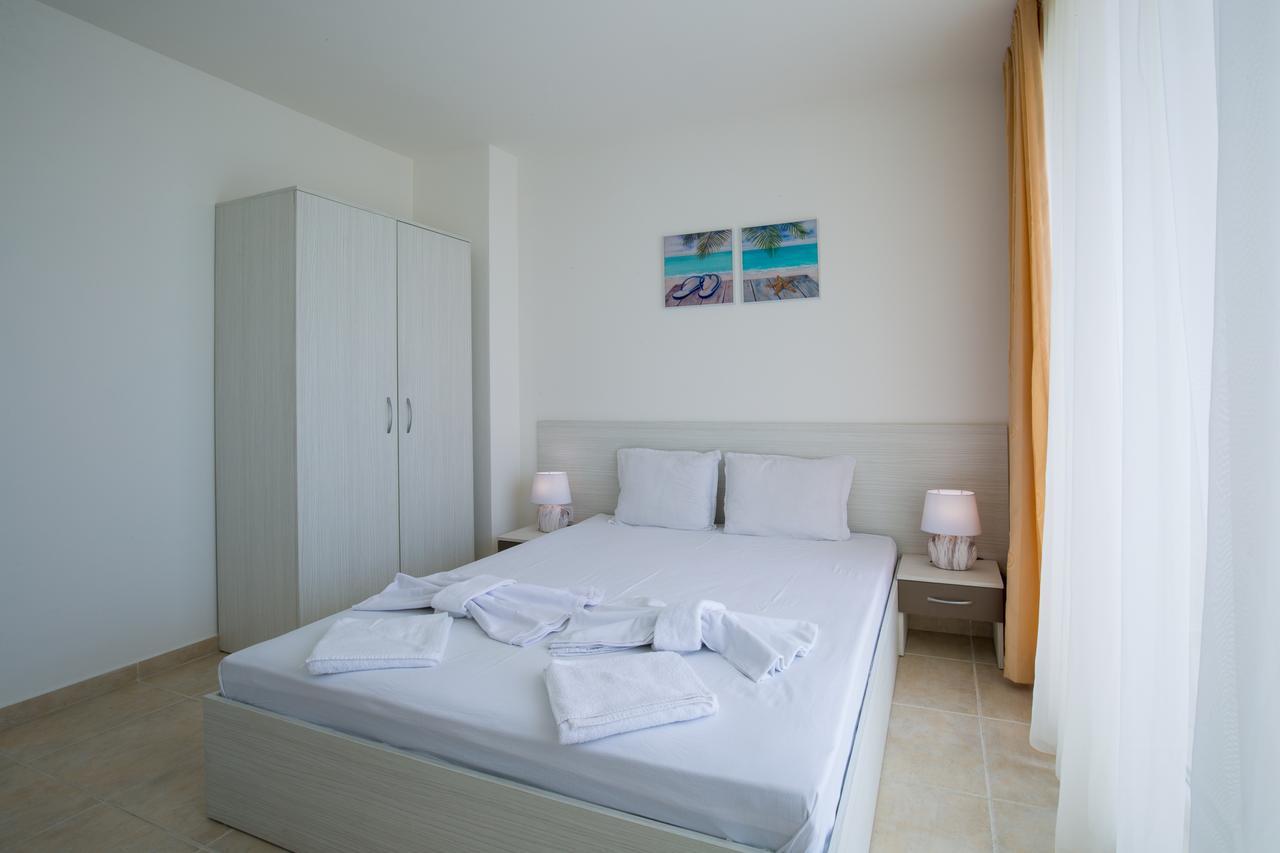 Sea Life Apartments Sinemorets Esterno foto